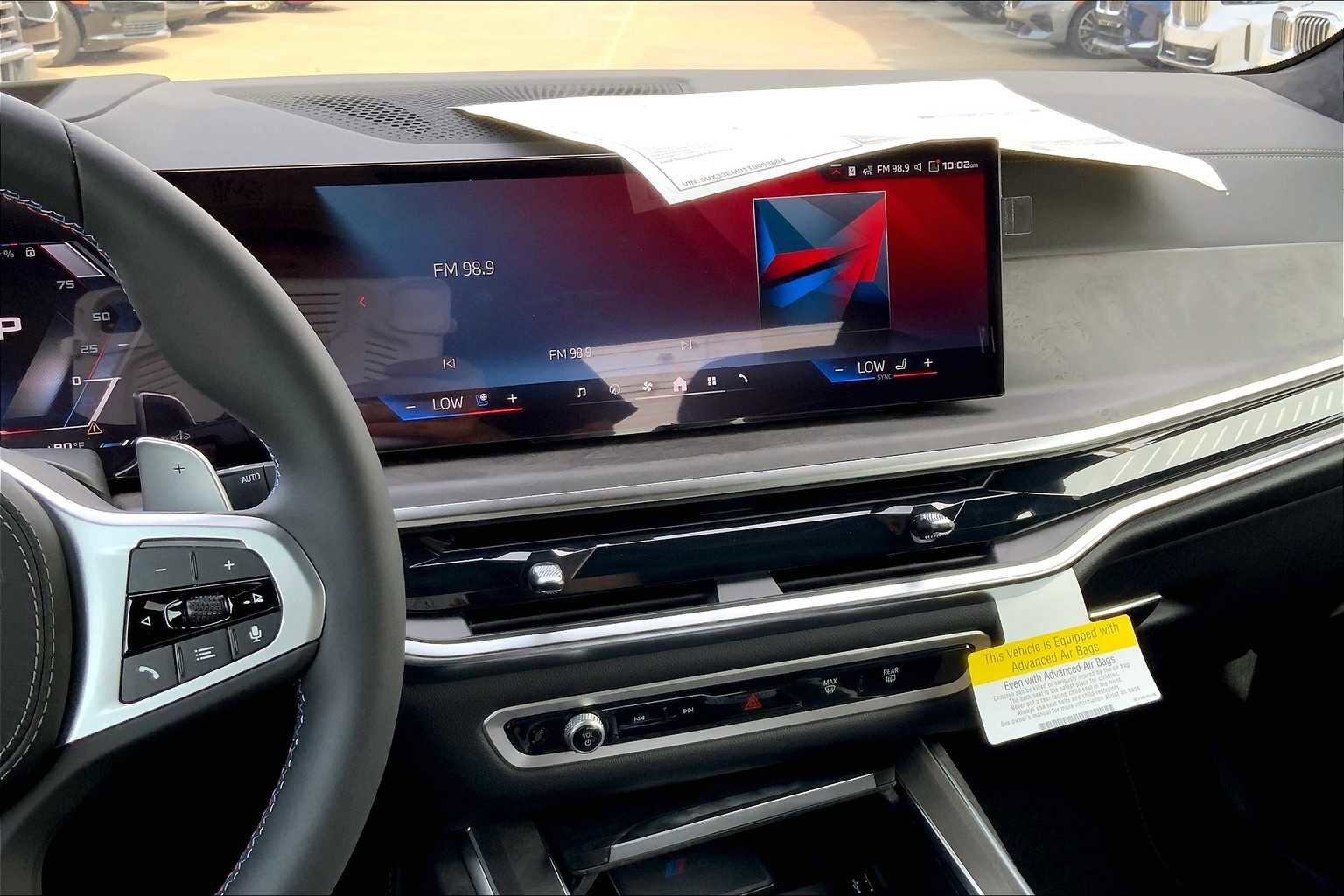 New 2026 BMW X7 M60i image 6