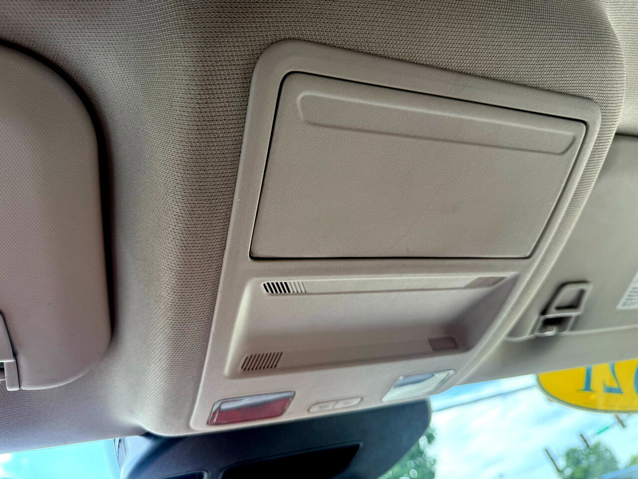 Used 2021 Ford Escape SE image 22
