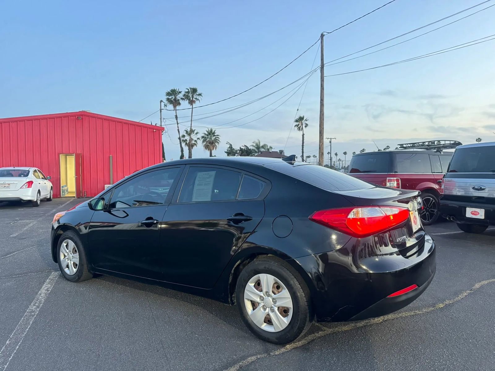 Used 2016 Kia Forte LX FWD image 3