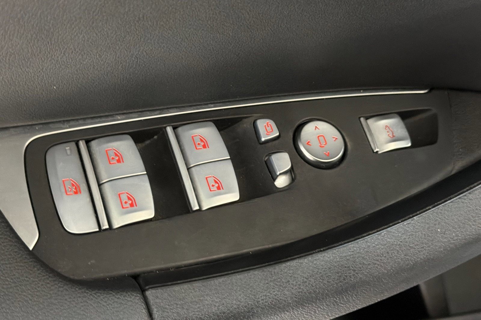 Used 2021 BMW X3 sDrive30i RWD image 13