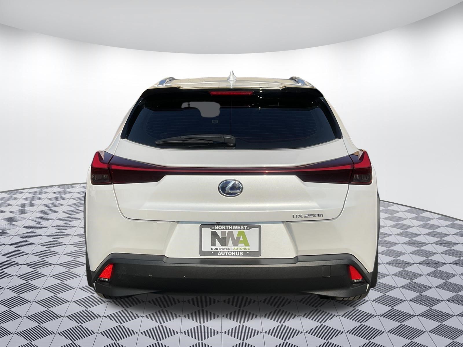 Used 2021 Lexus UX 250h w/ Premium Package AWD/4WD image 4