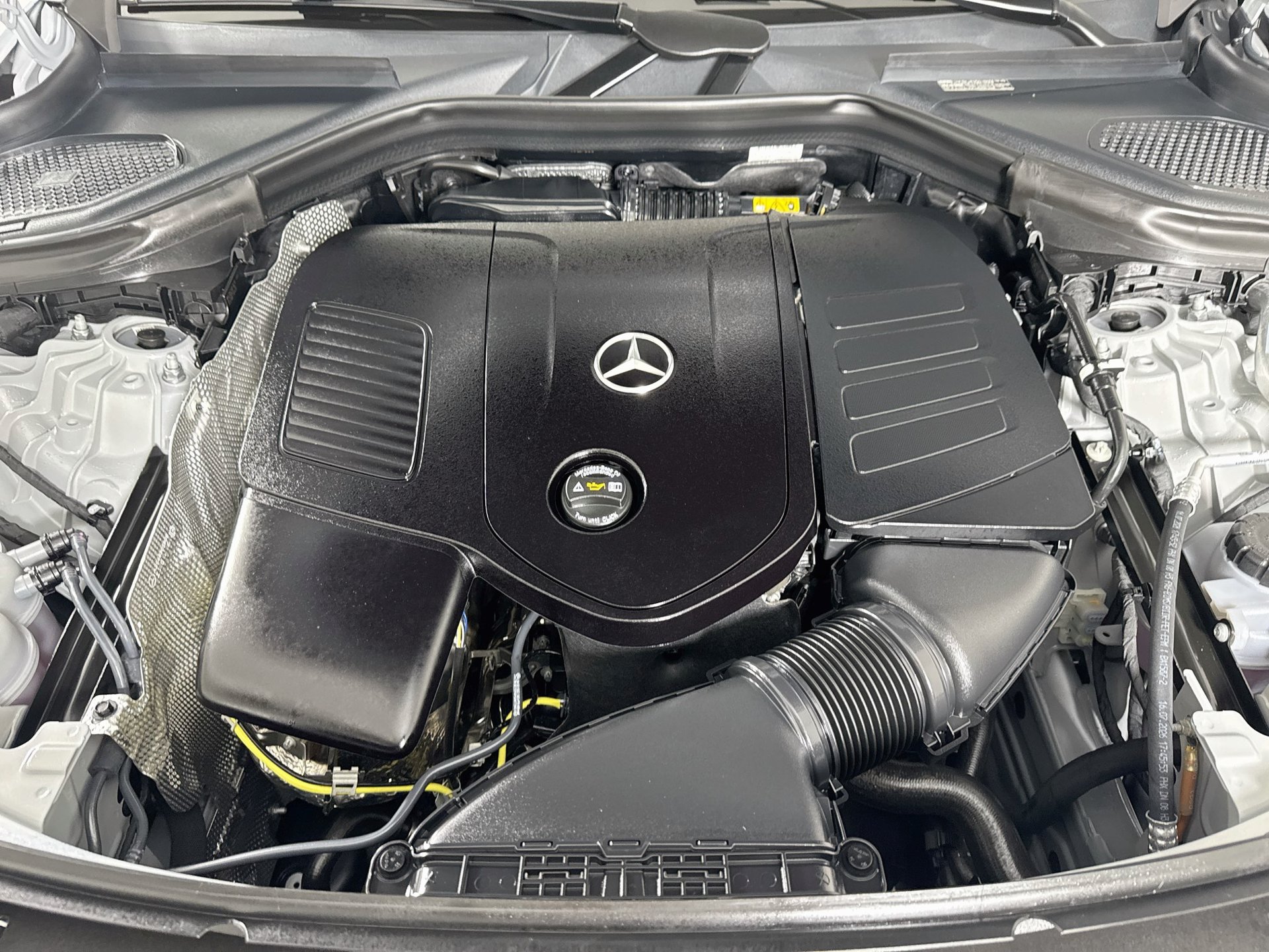 New 2027 Mercedes-Benz GLC 300 4MATIC image 33