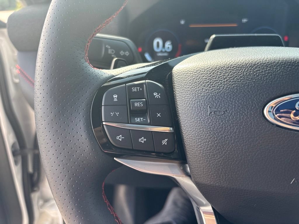 Used 2025 Ford Explorer ST w/ Sun And Sound Package AWD/4WD image 19