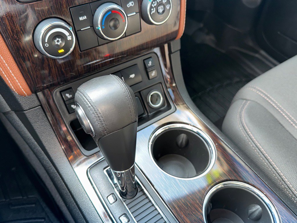 Used 2017 Chevrolet Traverse LT image 13