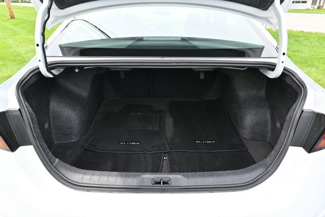 Used 2025 Nissan Altima 2.5 SV FWD image 22