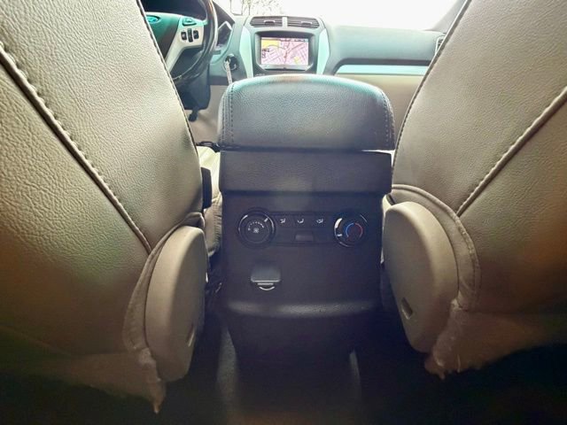 Used 2013 Ford Explorer XLT AWD/4WD image 20
