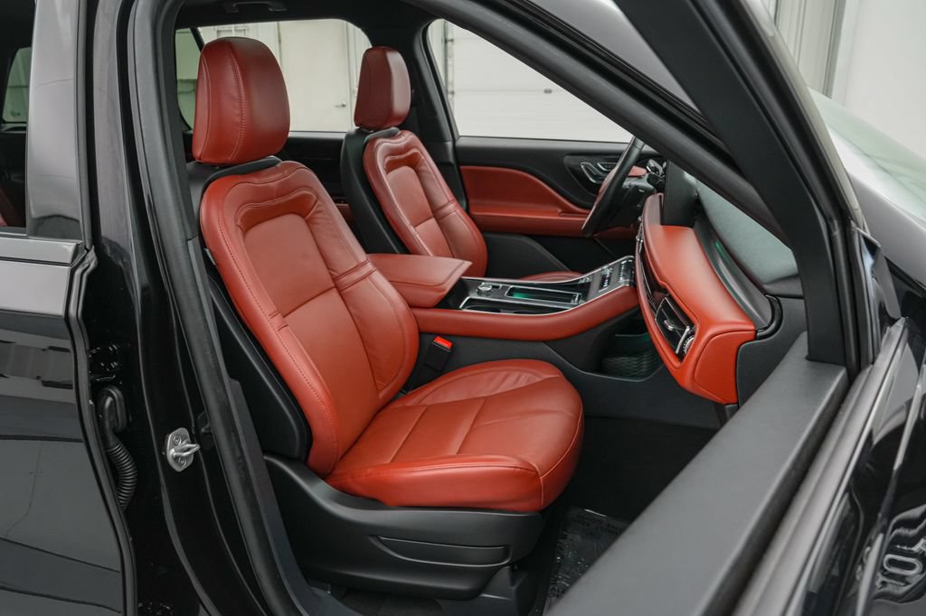 Used 2025 Lincoln Aviator Reserve w/ Jet Appearance Package AWD/4WD image 24