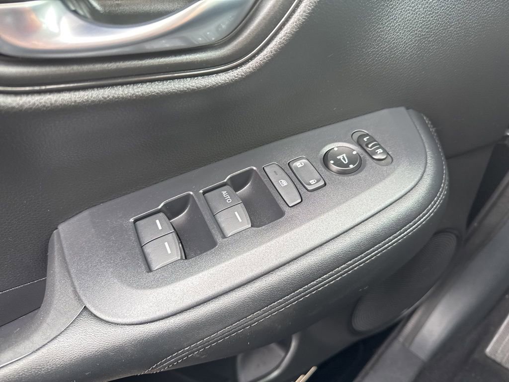 Certified 2023 Honda HR-V LX image 22