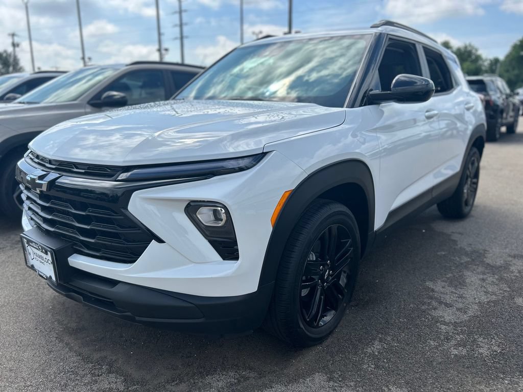 New 2026 Chevrolet TrailBlazer LT w/ Convenience Package AWD/4WD image 3