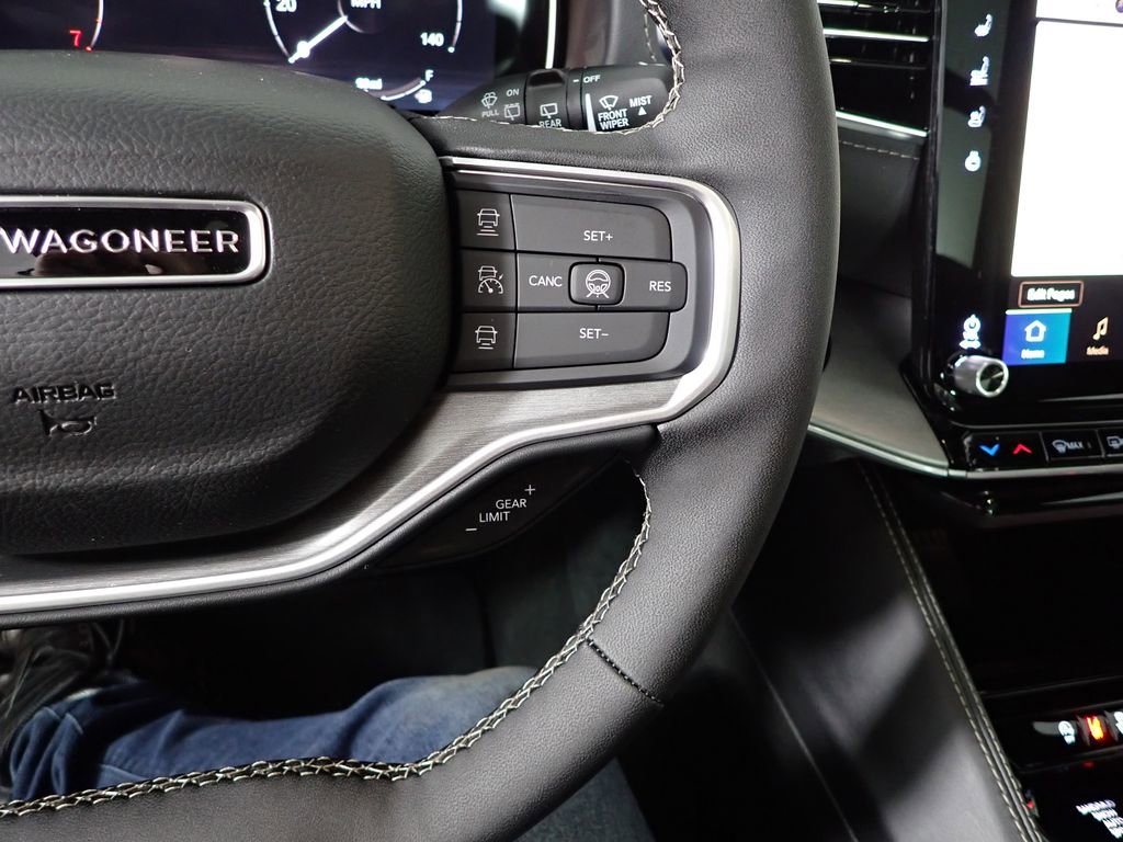 New 2026 Jeep Grand Wagoneer Limited AWD/4WD image 33
