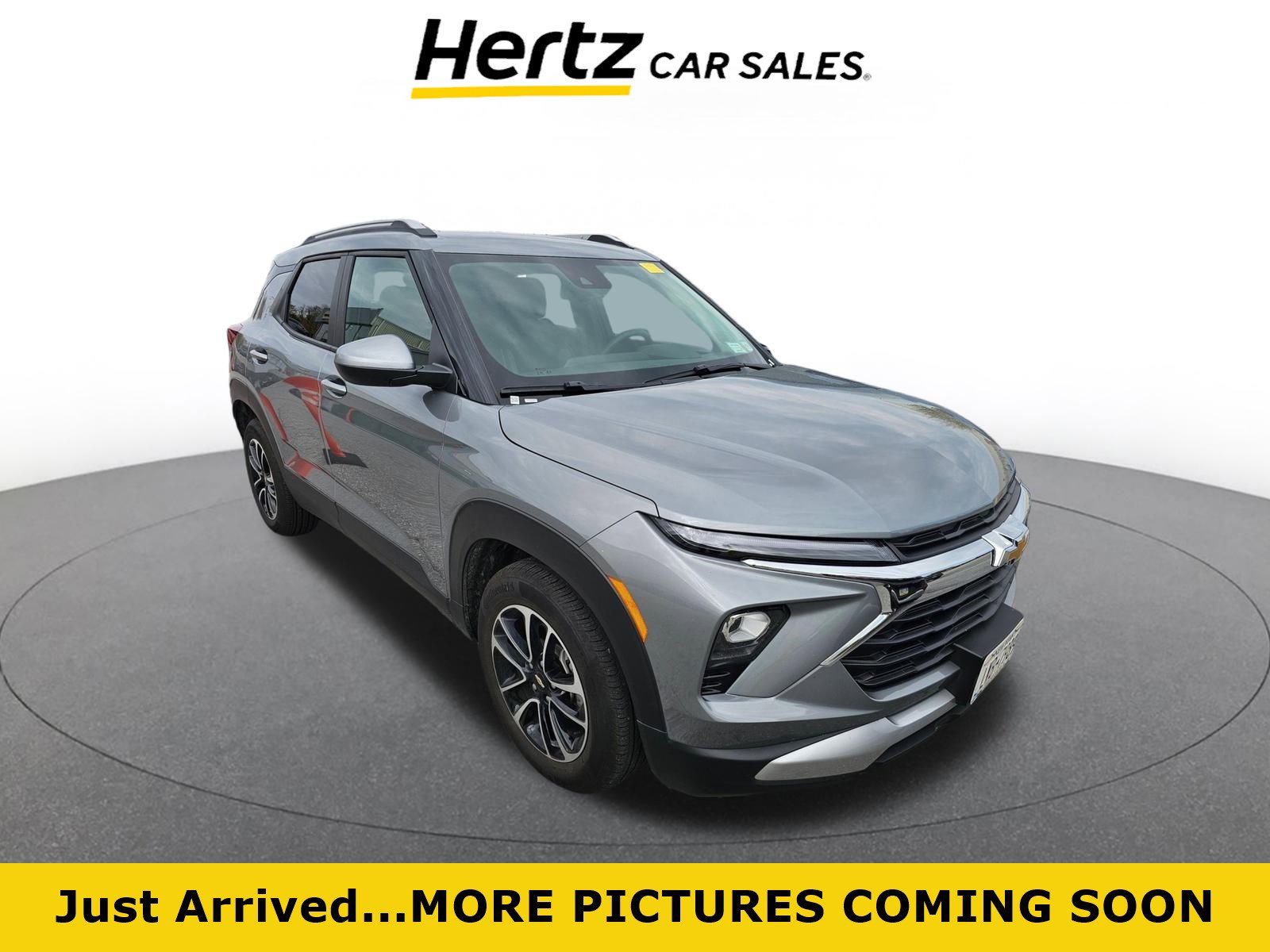 Used 2025 Chevrolet TrailBlazer LT image 1