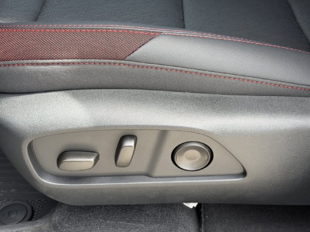 New 2027 Chevrolet Equinox RS w/ Safety and Technology Package FWD image 22