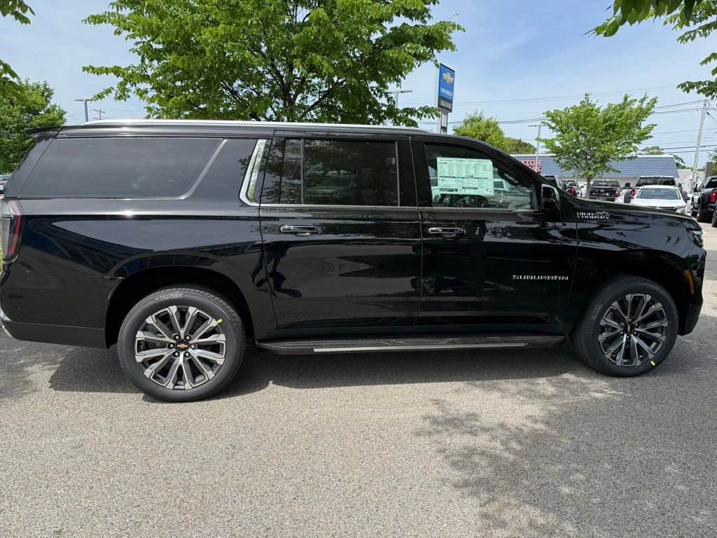 New 2026 Chevrolet Suburban High Country w/ Sun And Tow Package AWD/4WD image 6