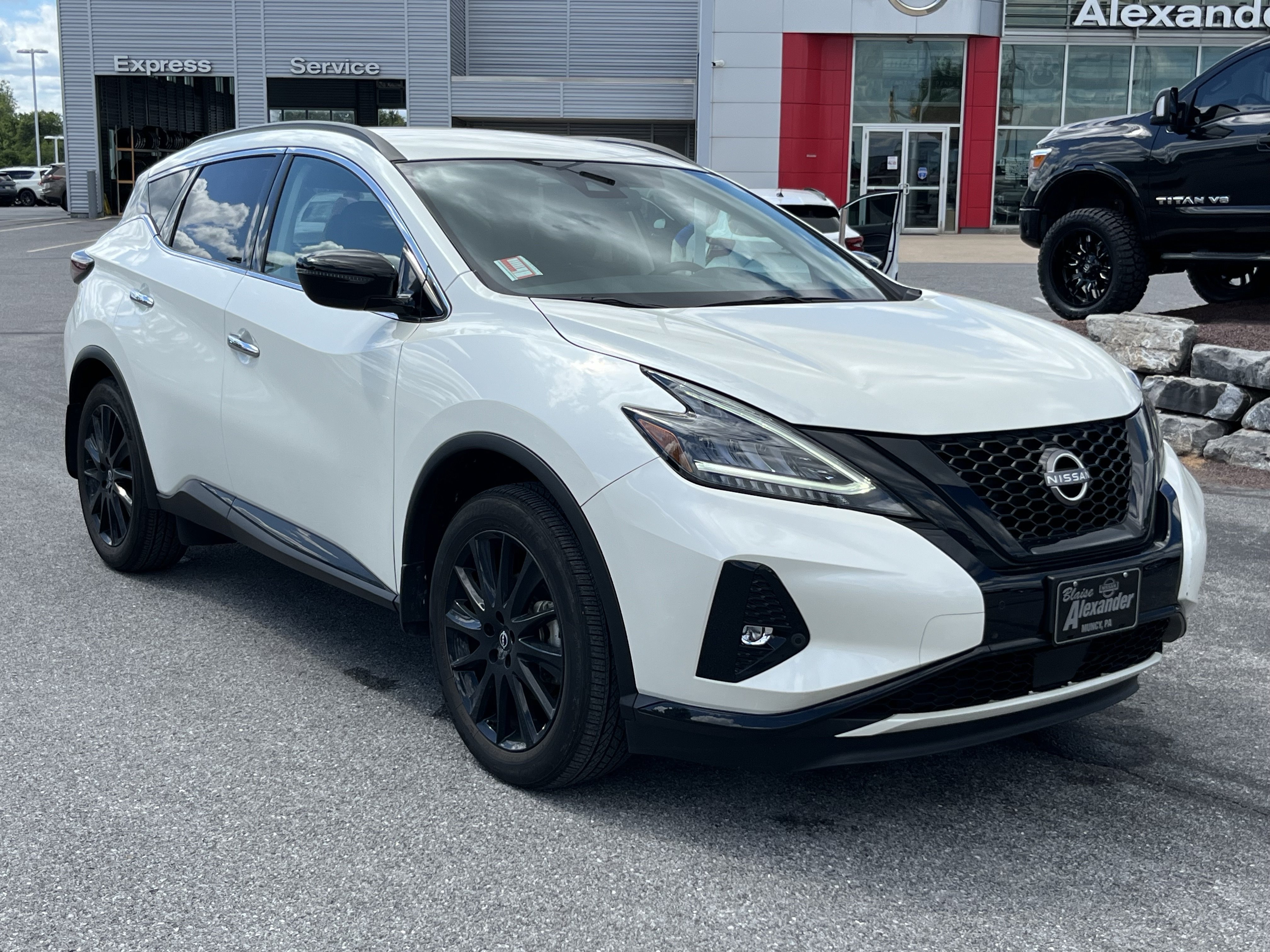 Used 2024 Nissan Murano SV w/ SV Midnight Edition Package AWD/4WD image 1