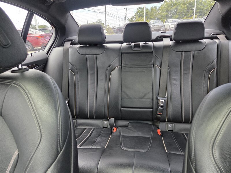 Used 2020 BMW 530i xDrive w/ Convenience Package AWD/4WD image 24