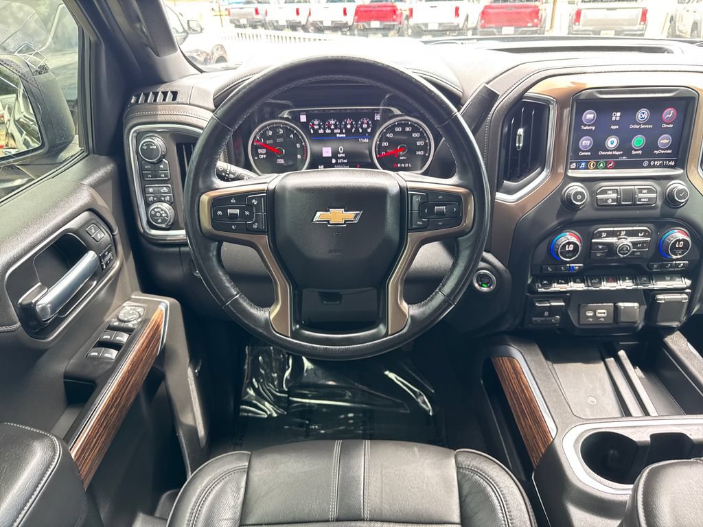 Used 2020 Chevrolet Silverado 1500 High Country w/ Technology Package AWD/4WD image 13