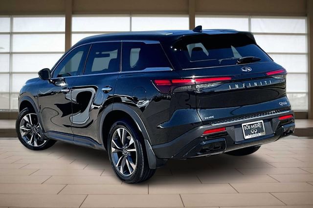 Certified 2023 INFINITI QX60 Luxe w/ Performance Audio Package image 13