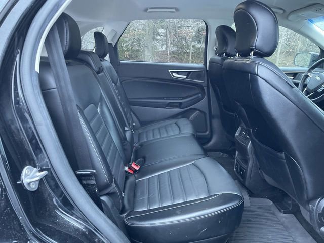 Used 2018 Ford Edge SEL w/ Equipment Group 201A image 27