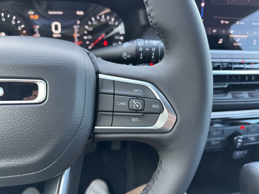 New 2026 Jeep Compass Latitude AWD/4WD image 57