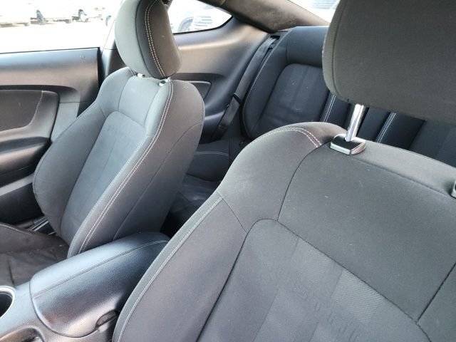 Used 2018 Ford Mustang EcoBoost image 20