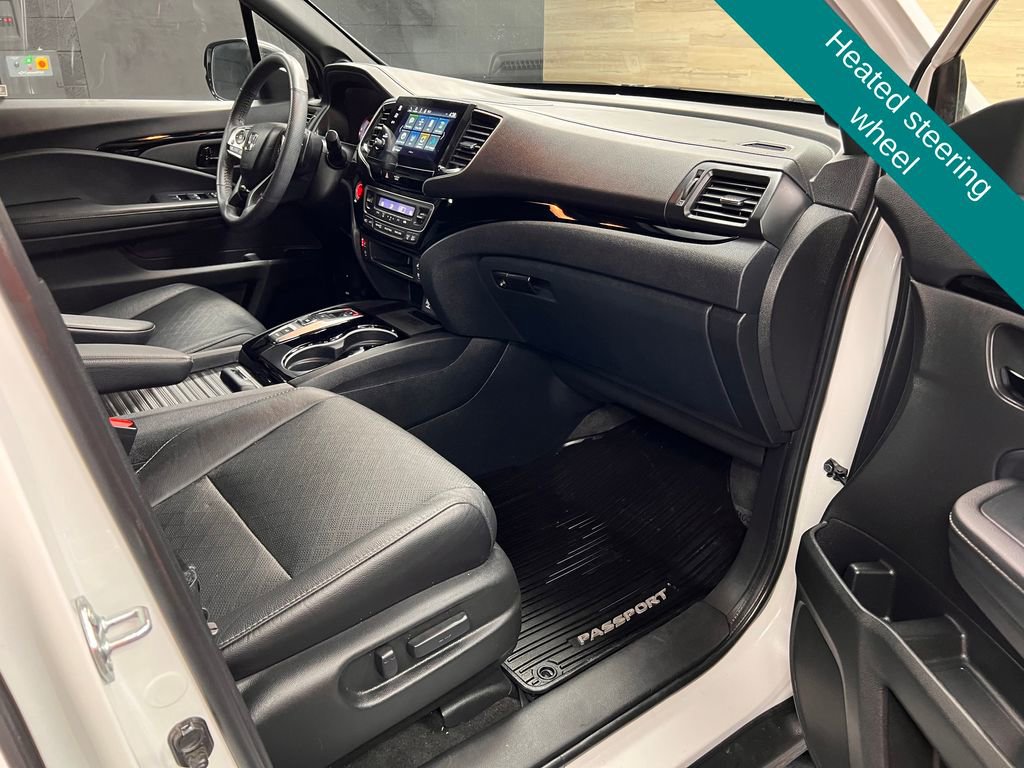 Used 2022 Honda Passport Elite image 7