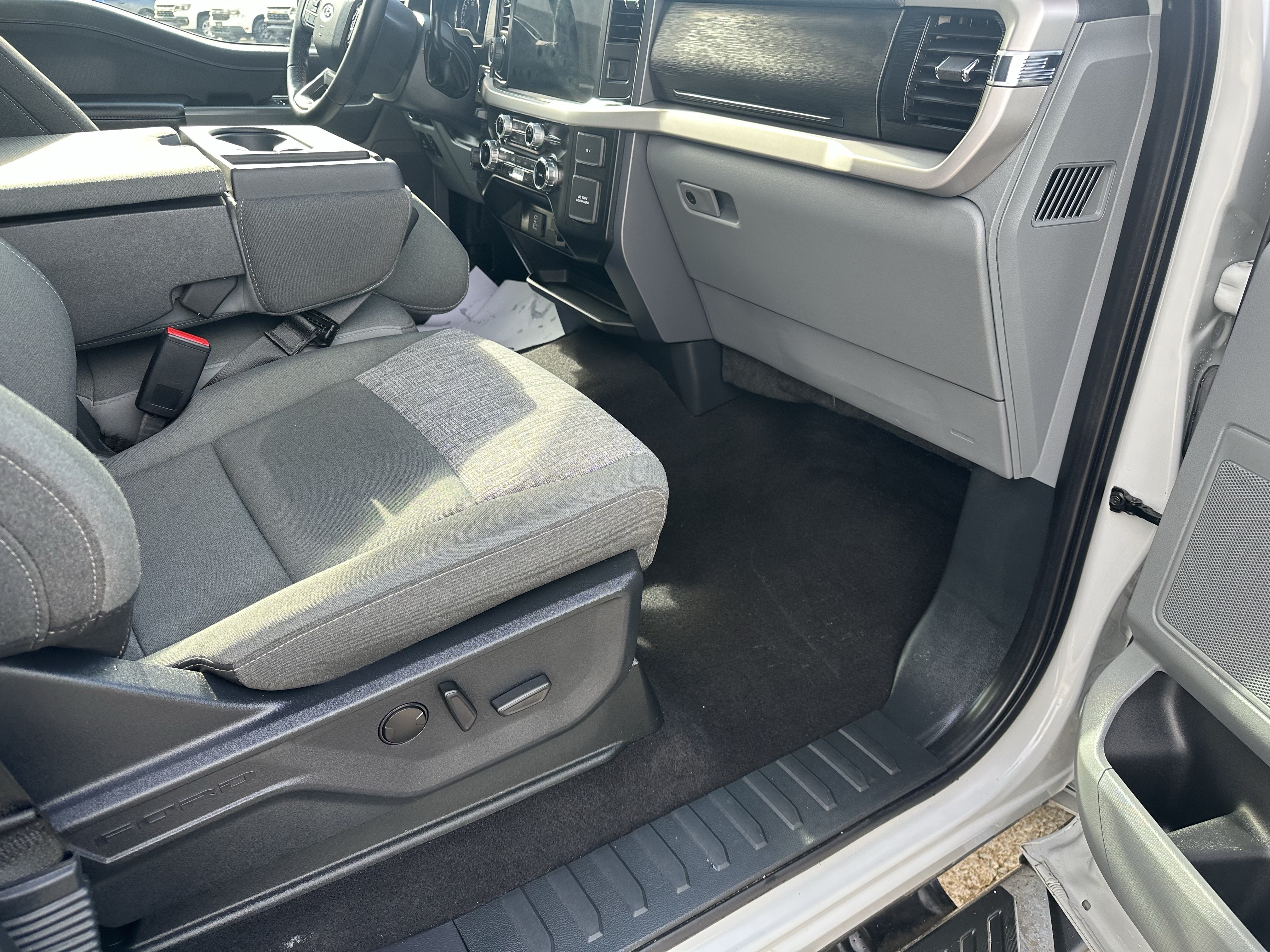 Used 2023 Ford F150 XLT w/ Equipment Group 302A High AWD/4WD image 3