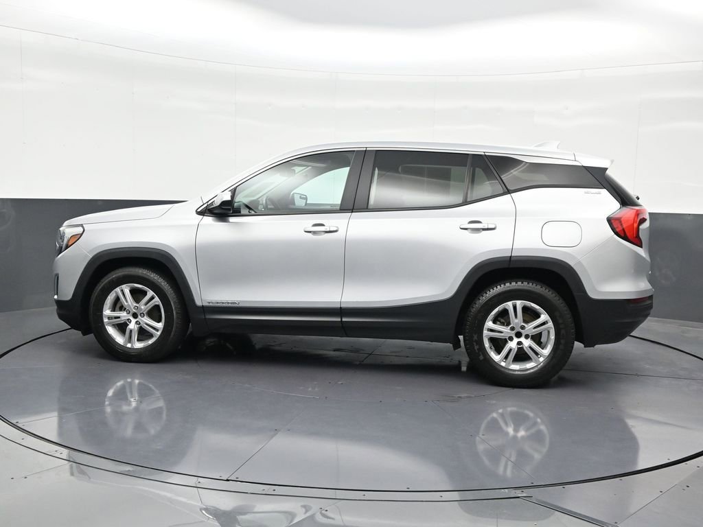 Used 2018 GMC Terrain SLE image 2