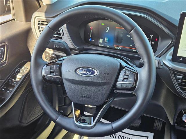 Used 2023 Ford Escape SE image 10