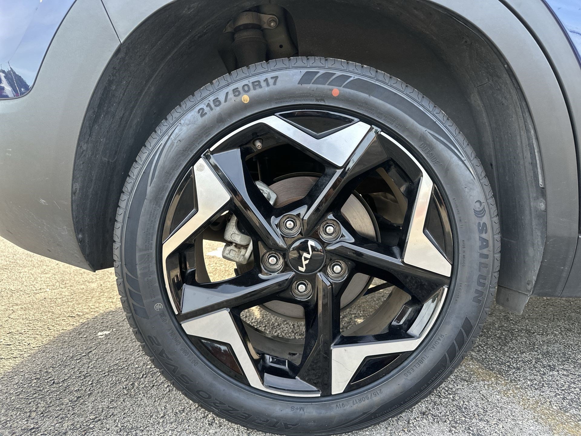 Certified 2024 Kia Seltos EX FWD image 18