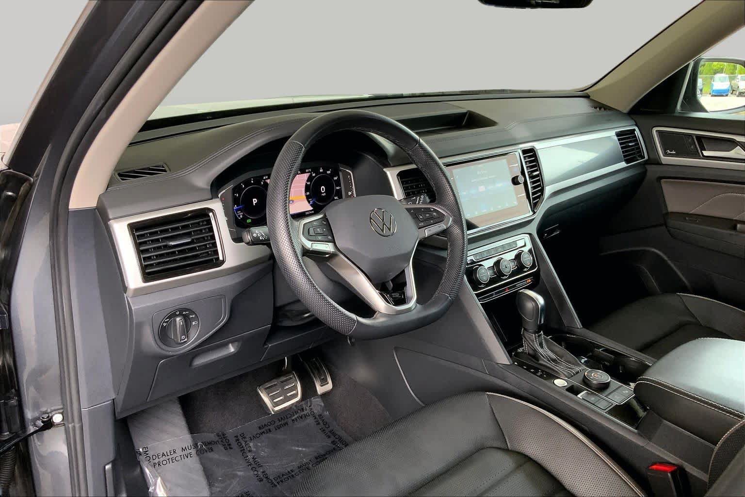 Used 2023 Volkswagen Atlas SEL Premium AWD/4WD image 18