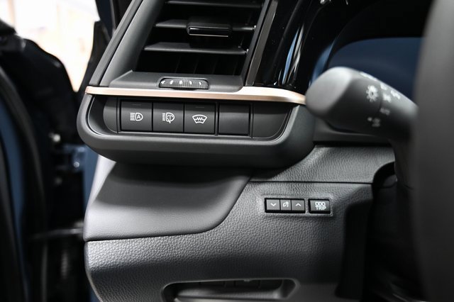 New 2025 Toyota Crown Signia image 26