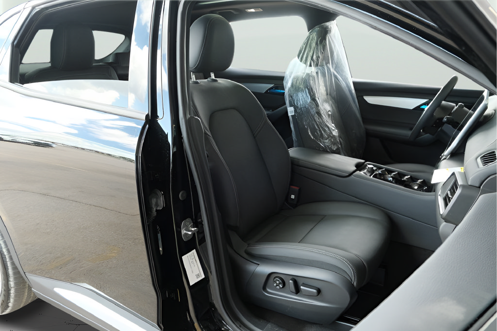 New 2025 VinFast VF 8 Plus AWD/4WD image 16