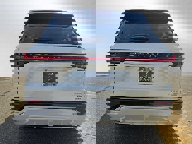 Certified 2025 Lexus TX 500h AWD w/ Technology Package image 4