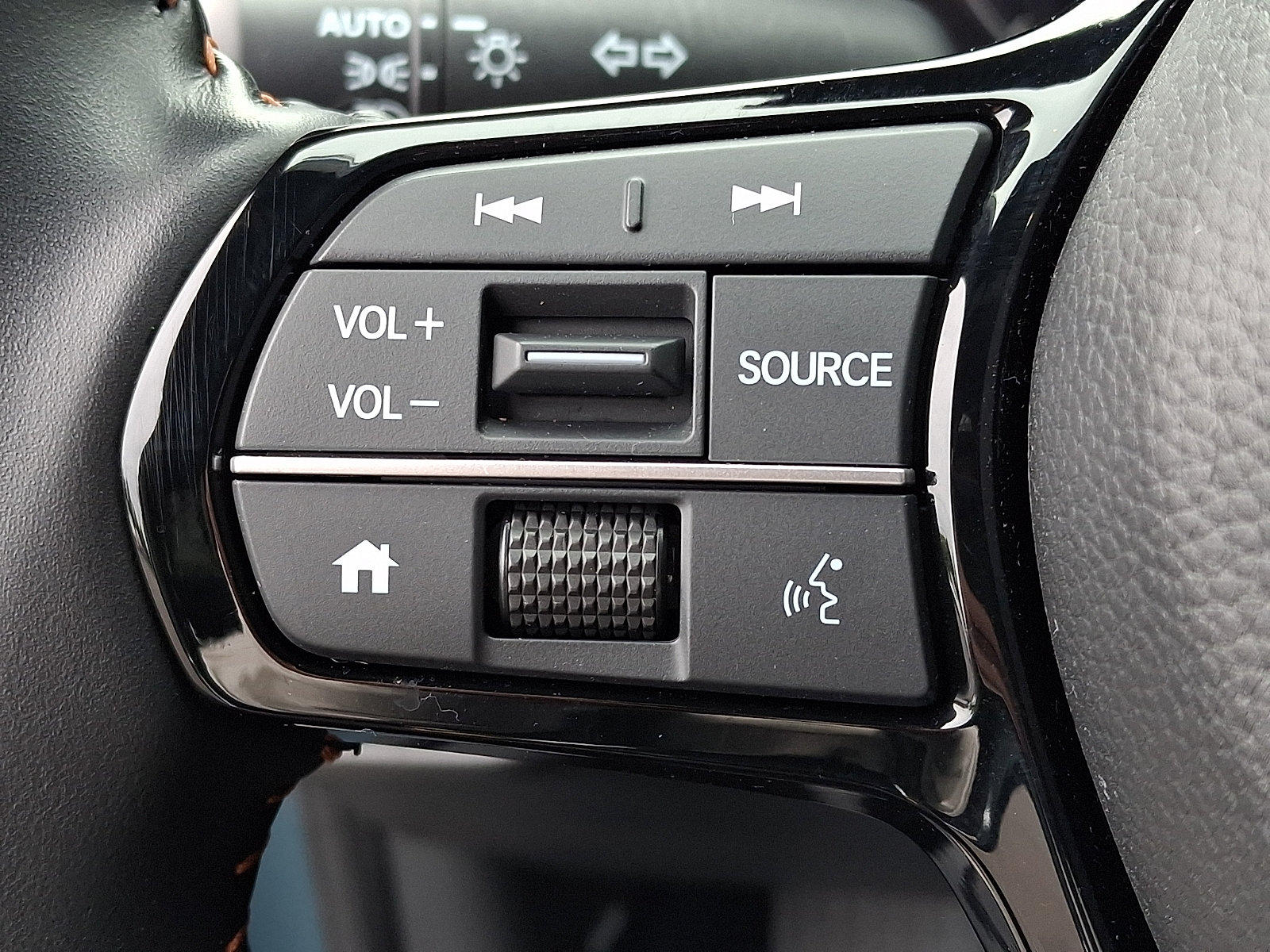 Certified 2025 Honda HR-V Sport image 20