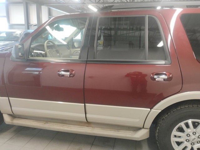 Used 2010 Ford Expedition Eddie Bauer image 4