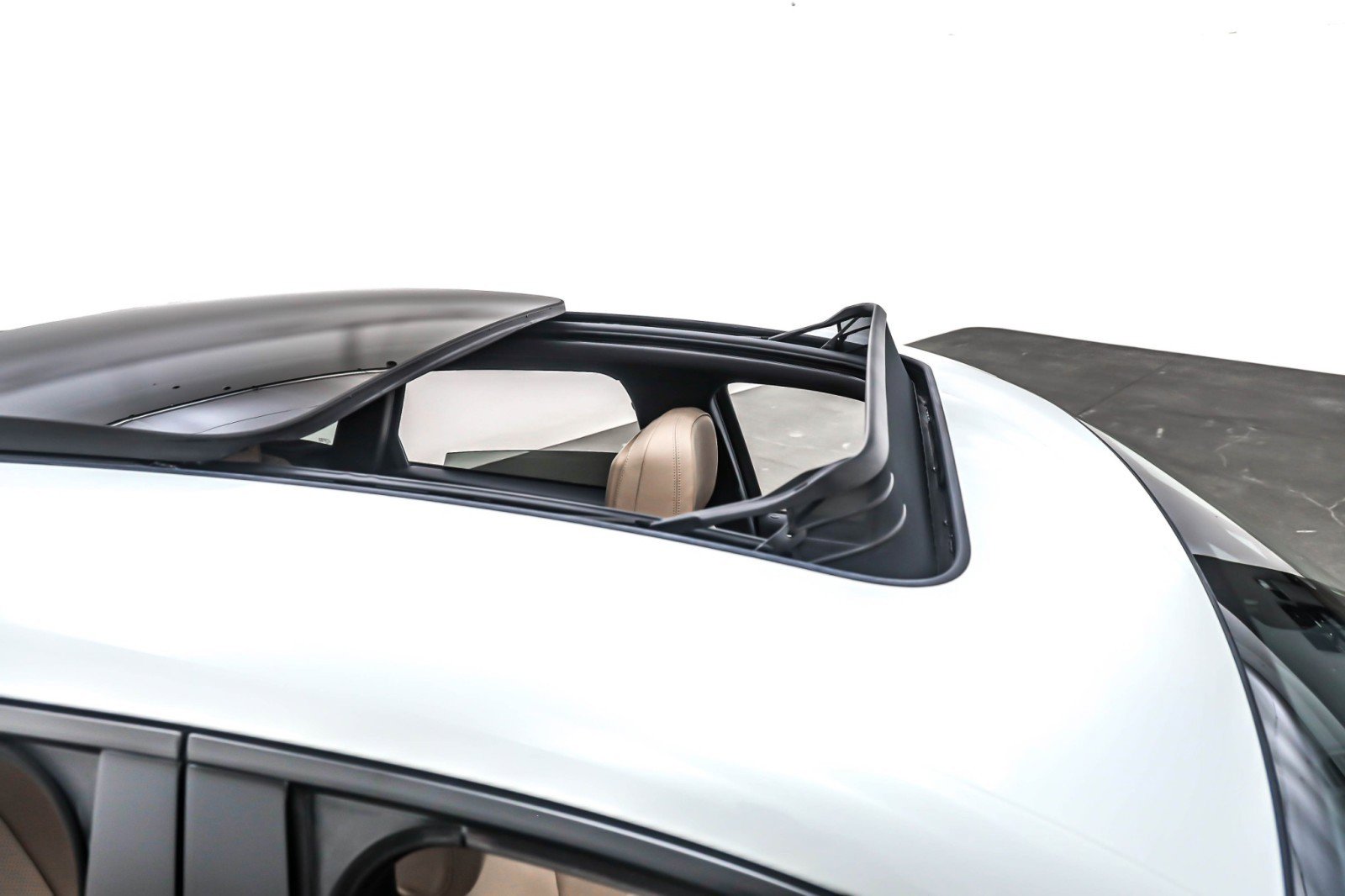 Used 2019 Porsche Macan image 21