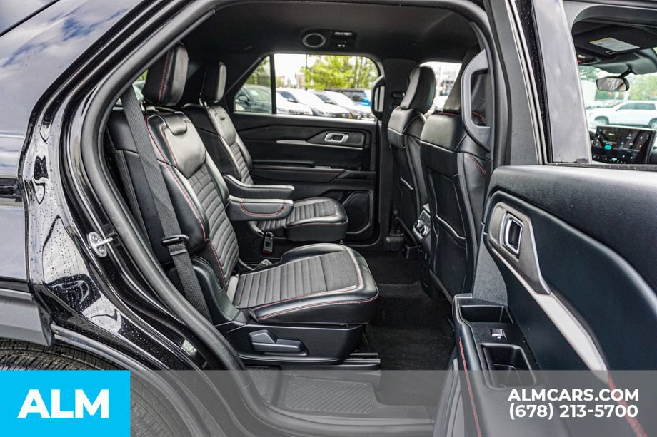 Used 2025 Ford Explorer ST-Line AWD/4WD image 23