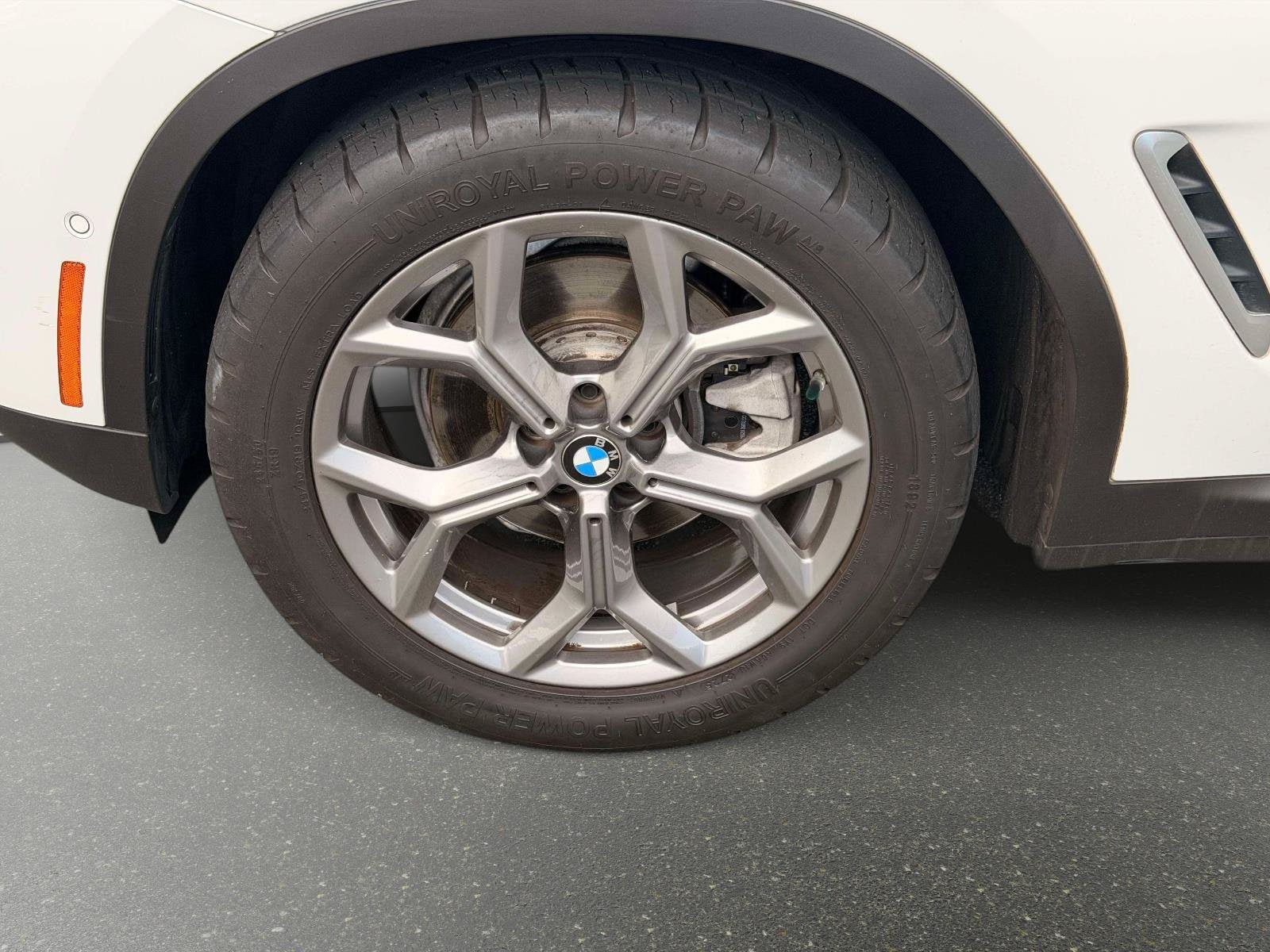 Used 2023 BMW X3 sDrive30i w/ Premium Package w/ZPA RWD image 11