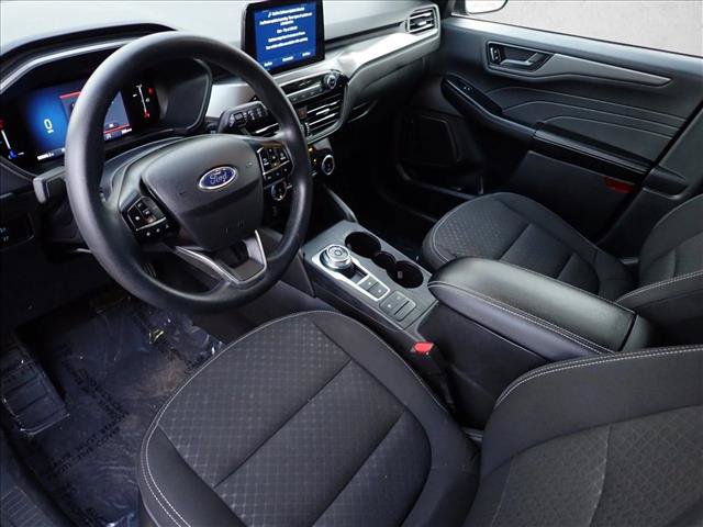 Used 2025 Ford Escape Active AWD/4WD image 10