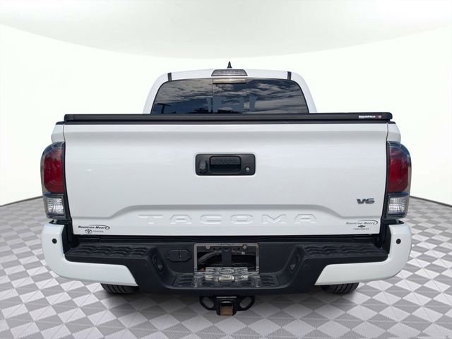 Used 2022 Toyota Tacoma Limited image 5