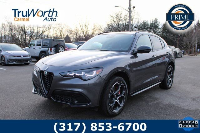 Used 2024 Alfa Romeo Stelvio Veloce image 1