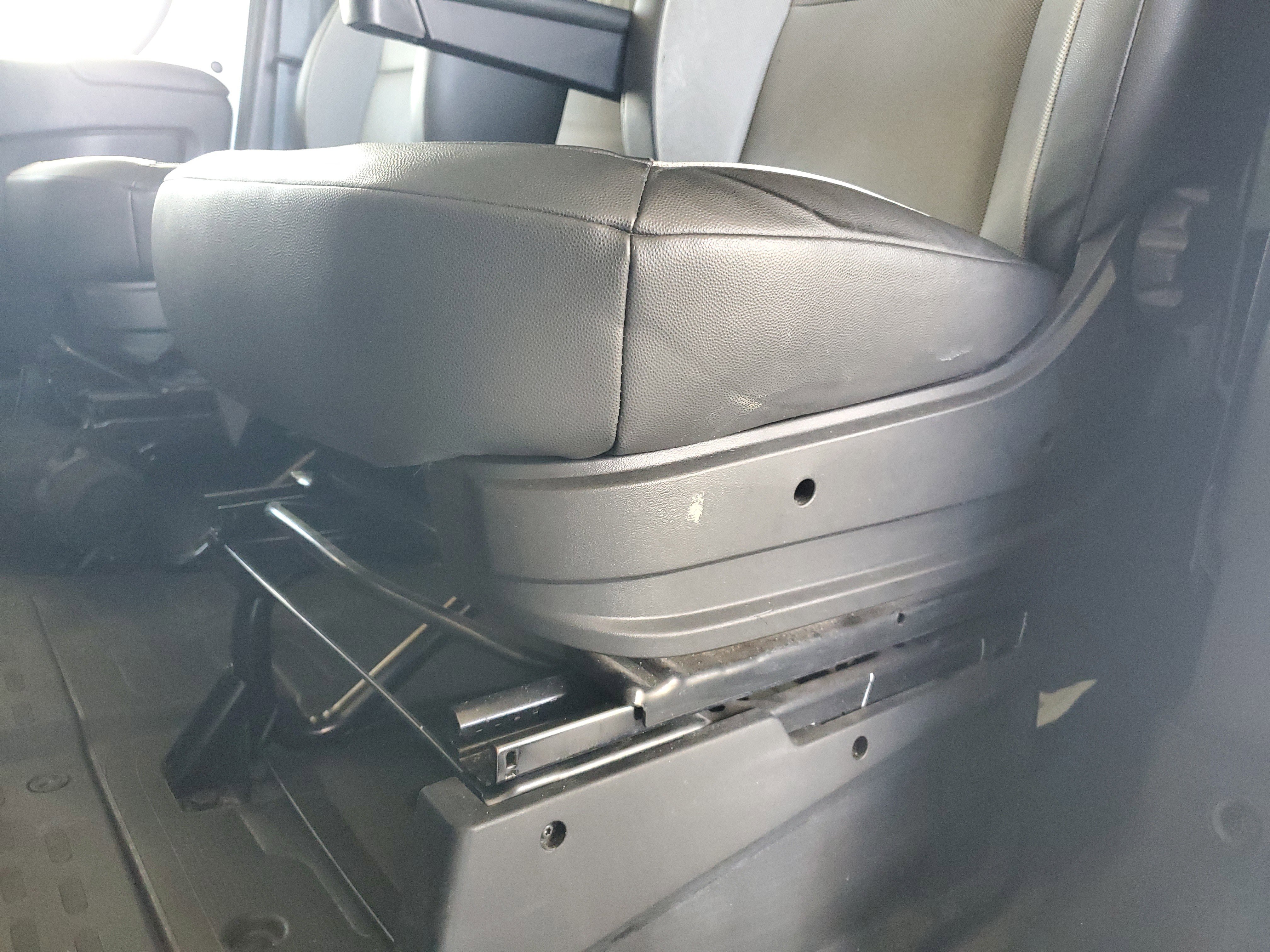Used 2025 RAM ProMaster 2500 w/ Convenience Group FWD image 19