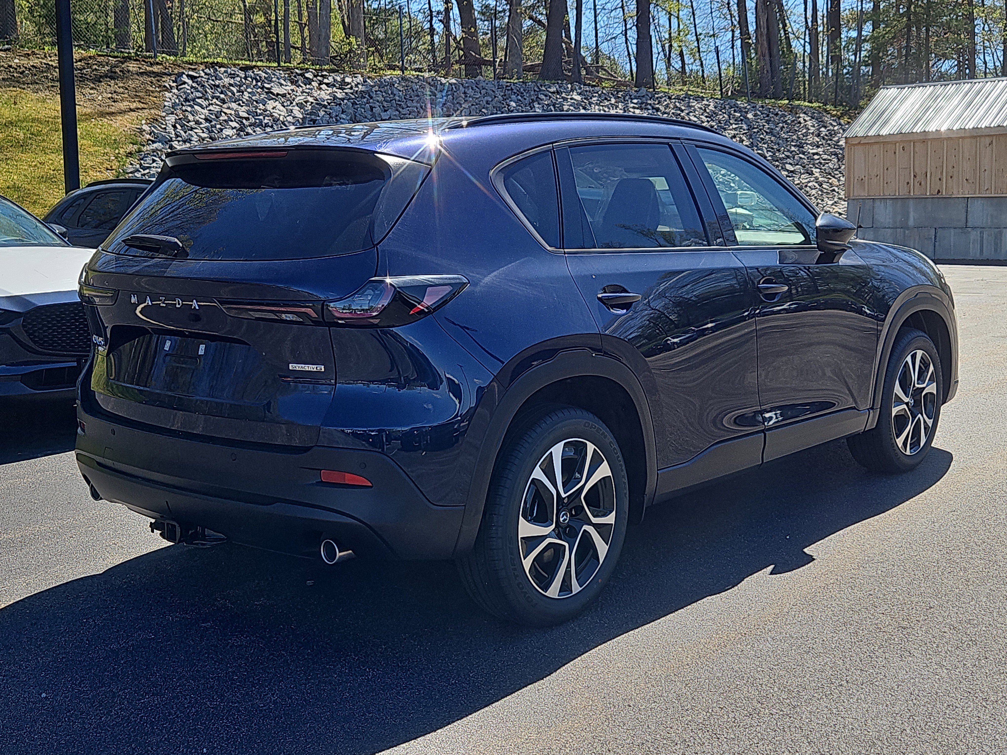 New 2026 MAZDA CX-5 Preferred AWD/4WD image 2