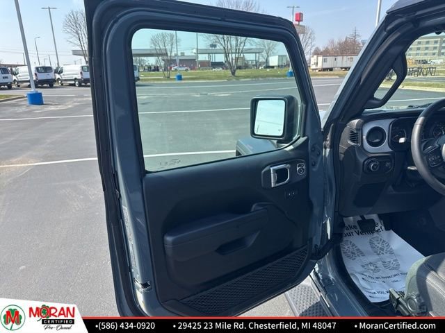 Used 2024 Jeep Wrangler Sport S image 10