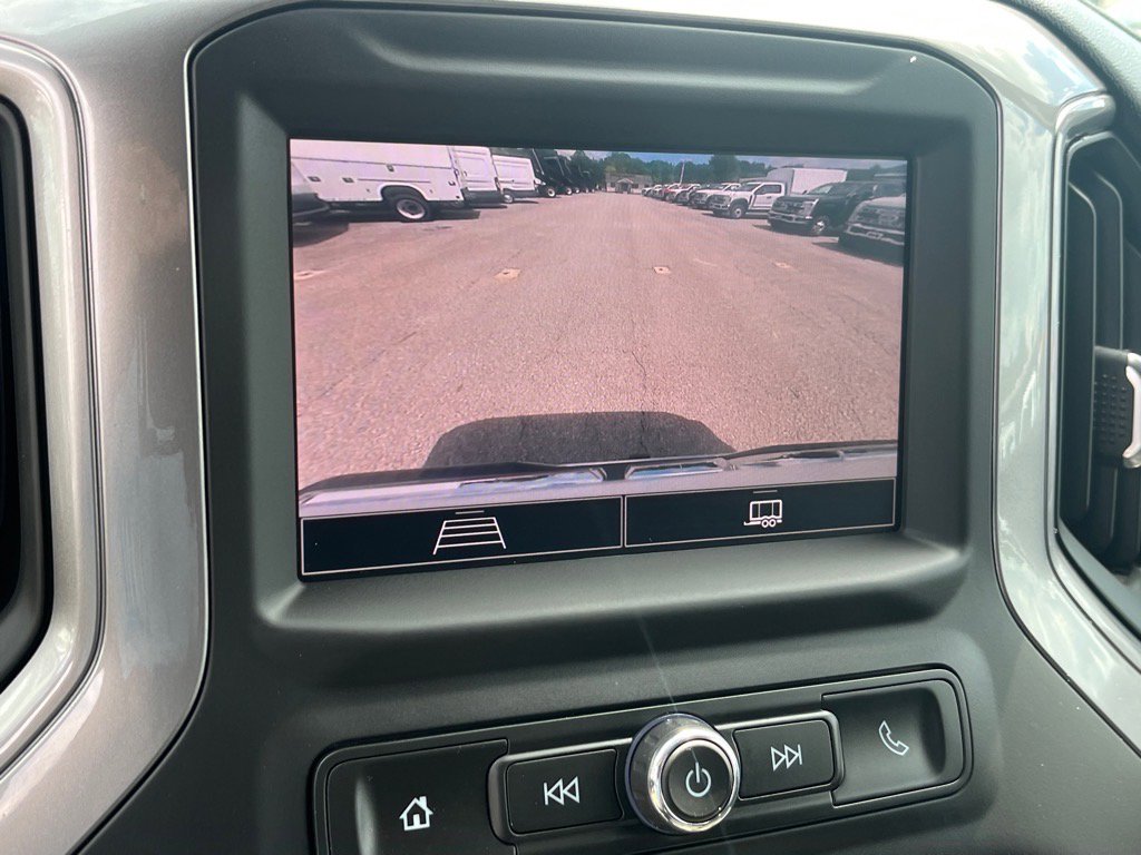 Used 2024 GMC Sierra 2500 Pro image 9