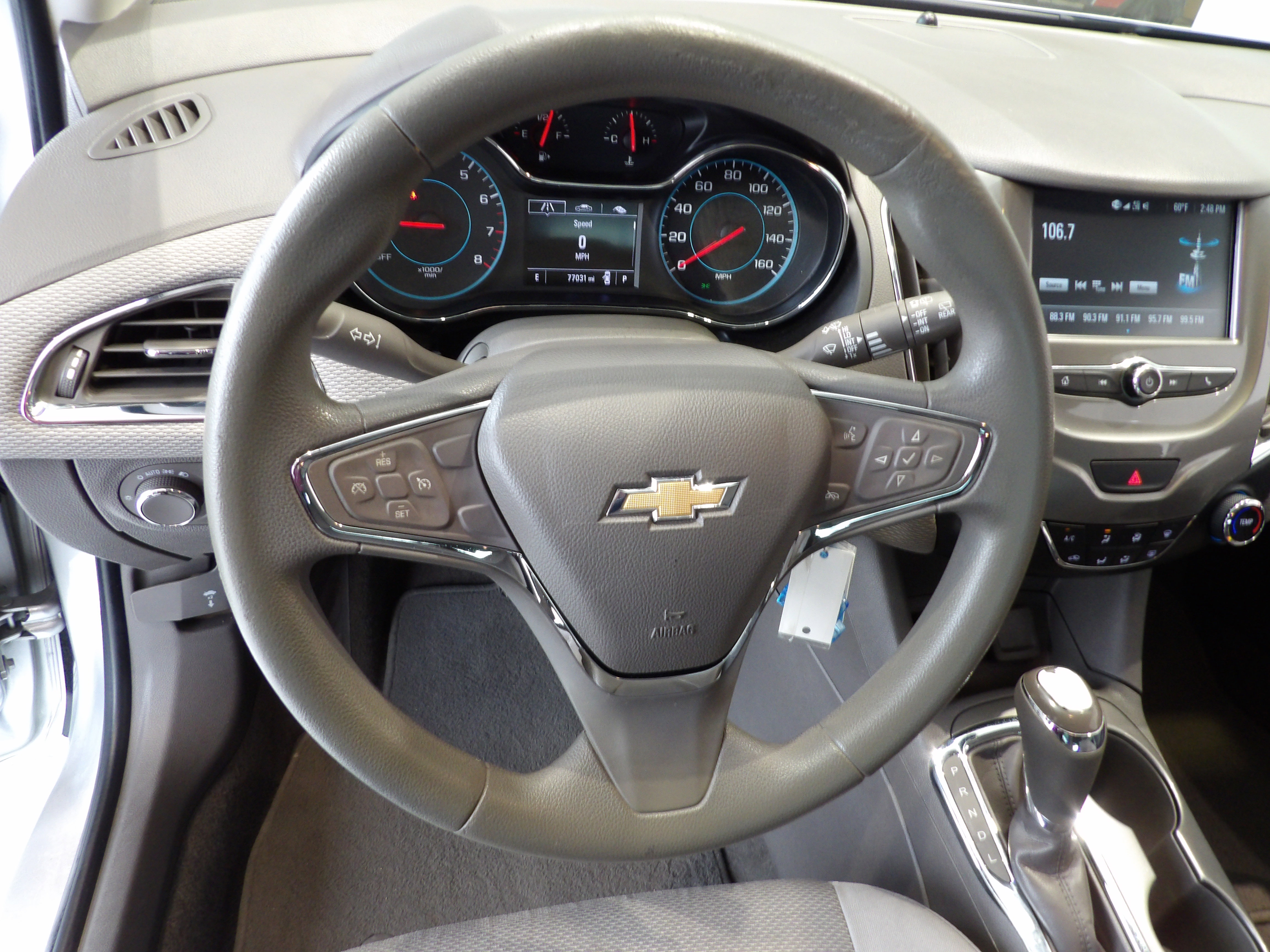 Used 2018 Chevrolet Cruze LT image 10