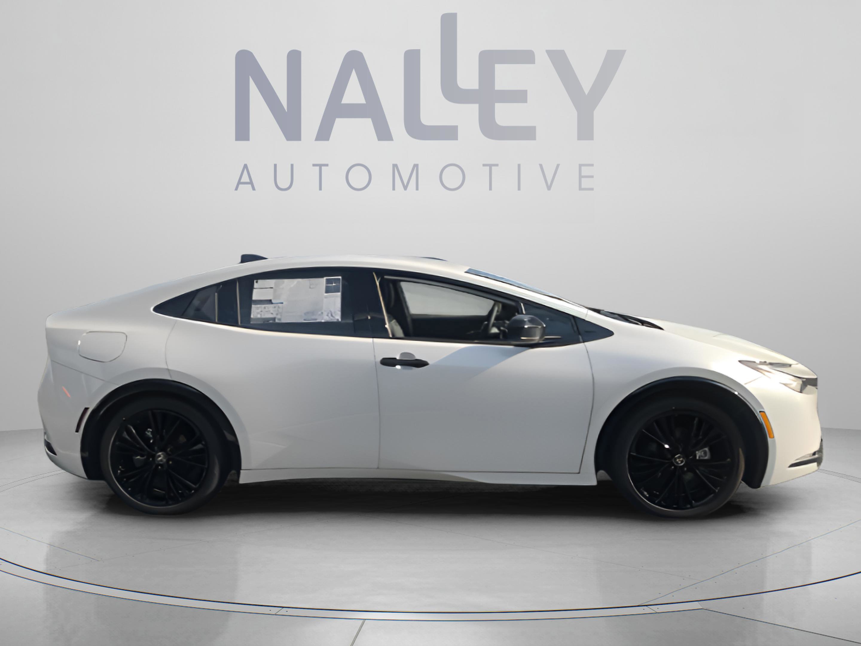 New 2026 Toyota Prius Plug-In Hybrid FWD image 6