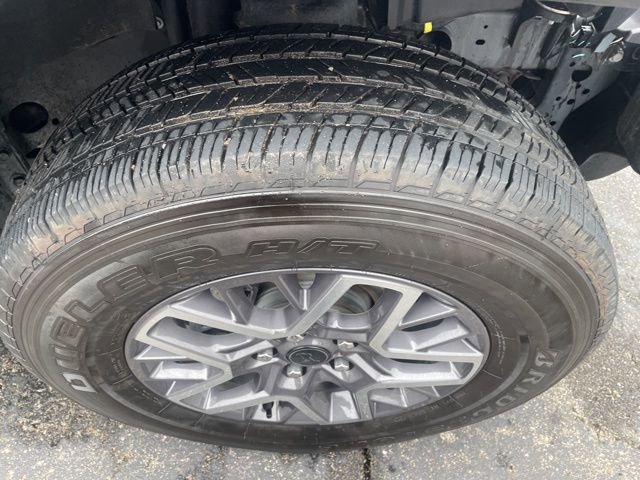 Used 2024 Jeep Wrangler Unlimited Sahara w/ Safety Group AWD/4WD image 17