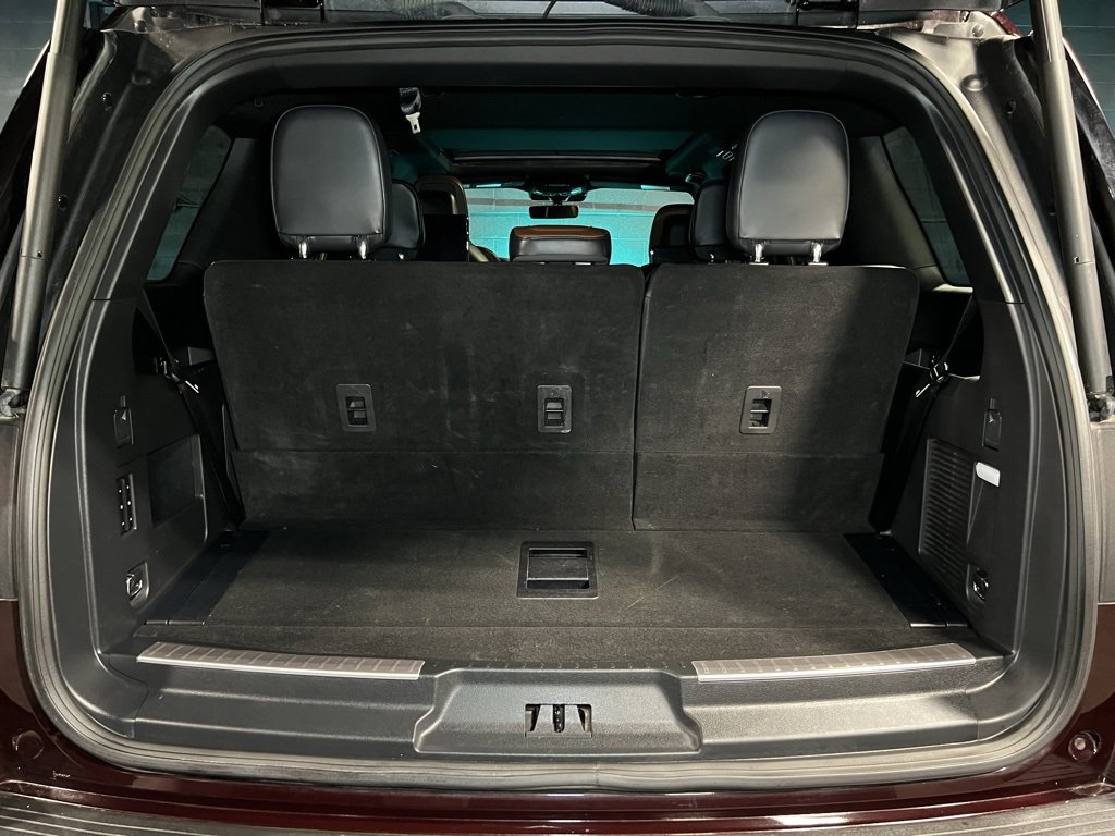 Used 2023 Lincoln Navigator Reserve image 13