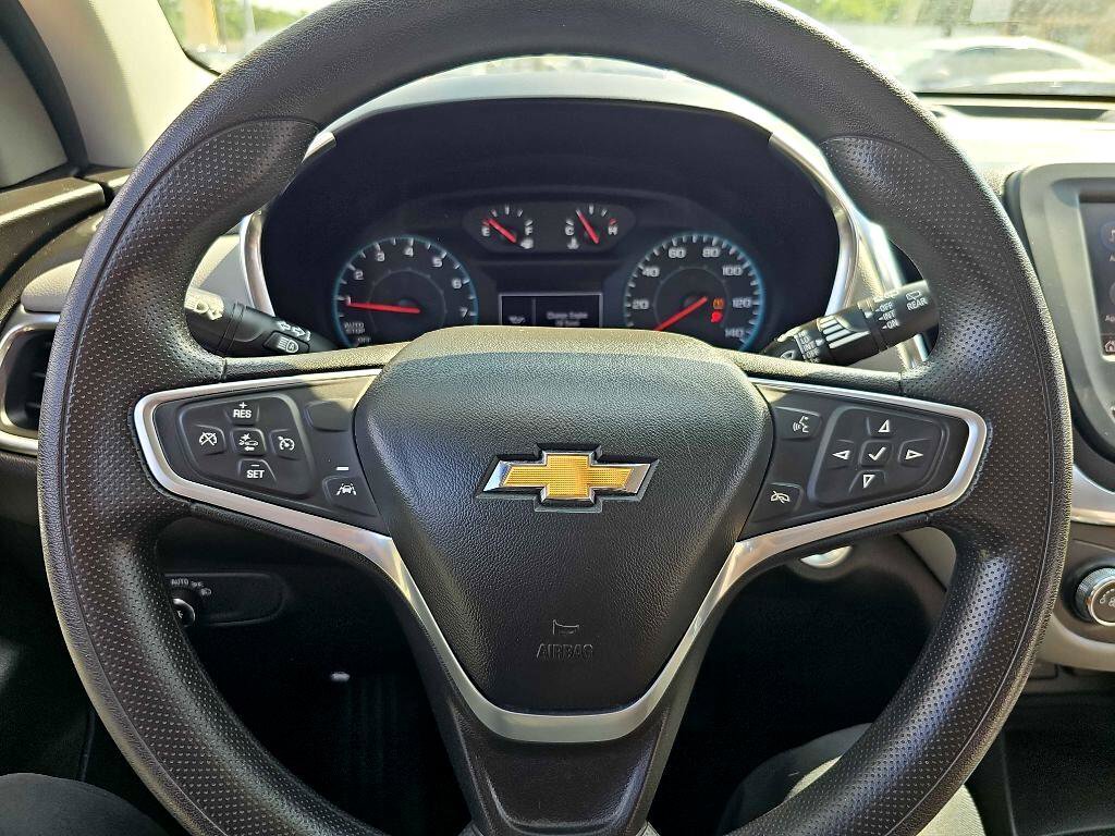 Used 2022 Chevrolet Equinox LS image 22